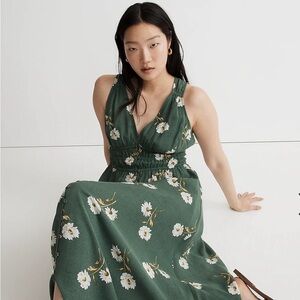 ISO: Madewell Sophia Dress in floating floral sz 12 (or 14)
